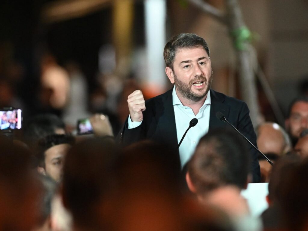 Προσπαθεί να “μαζέψει” τα στελέχη του ο Ανδρουλάκης