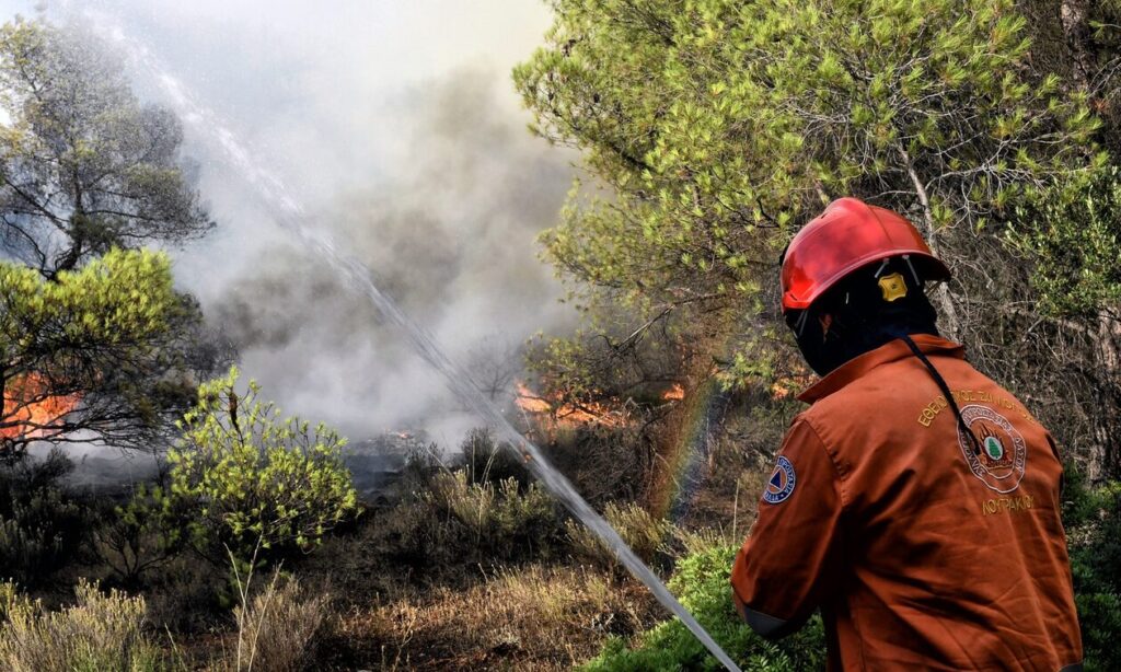 Σε ύφεση οι φωτιές της Κρήτης
