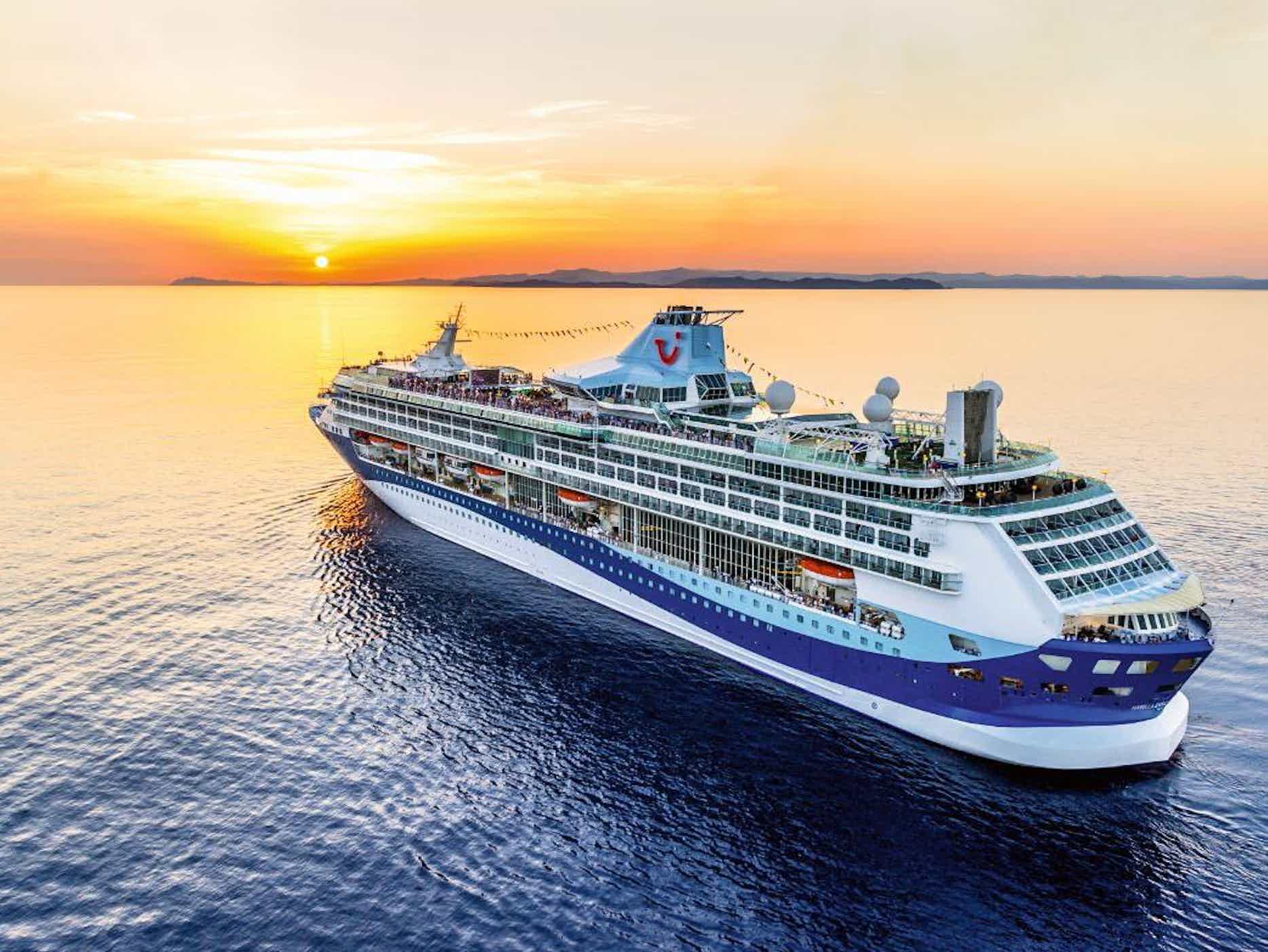 Στη Σούδα το Marella Explorer