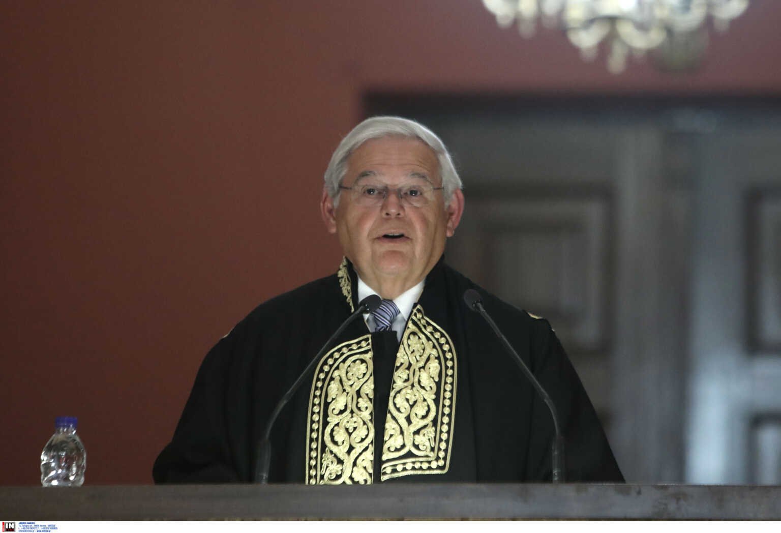 Μενέντεζ: Μόνο υπό όρους η πώληση F – 16 στην Τουρκία