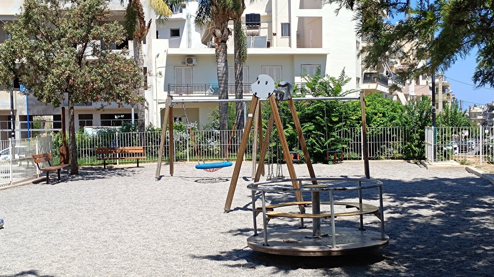 ΑΠΟΚΛΕΙΣΤΙΚΟ ΘΕΜΑ: Παγίδες θανάτου στις Δημοτικές Παιδικές Χαρές