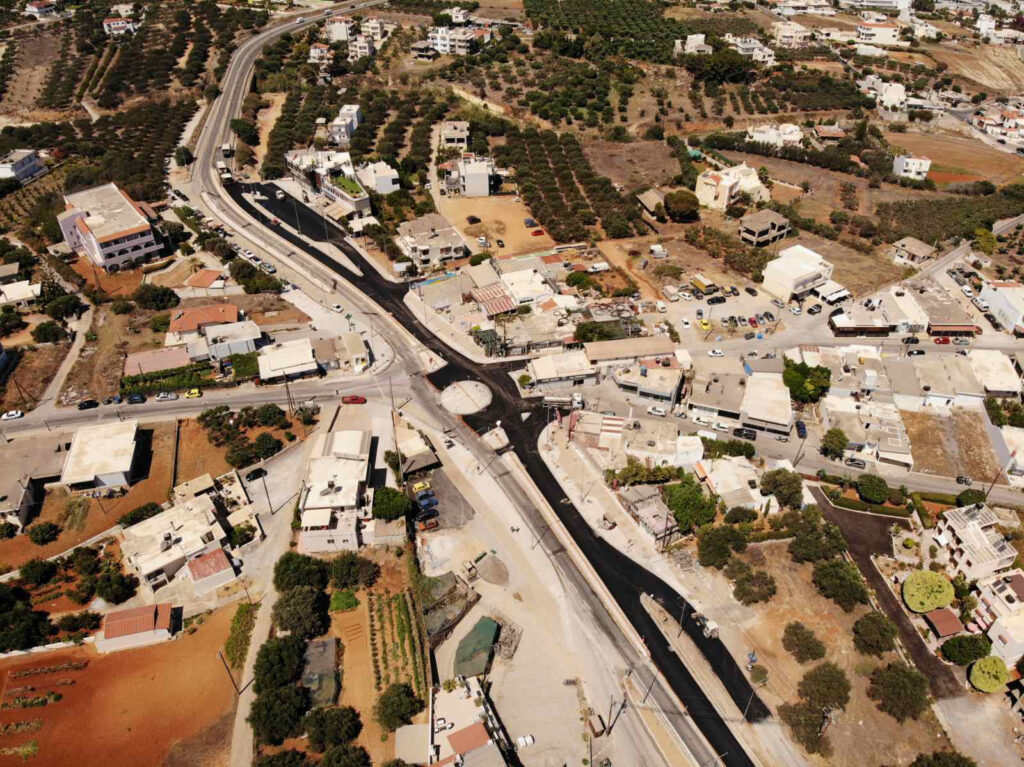 Συνεχίζονται οι εργασίες οδικής ασφάλειας στις Γούβες