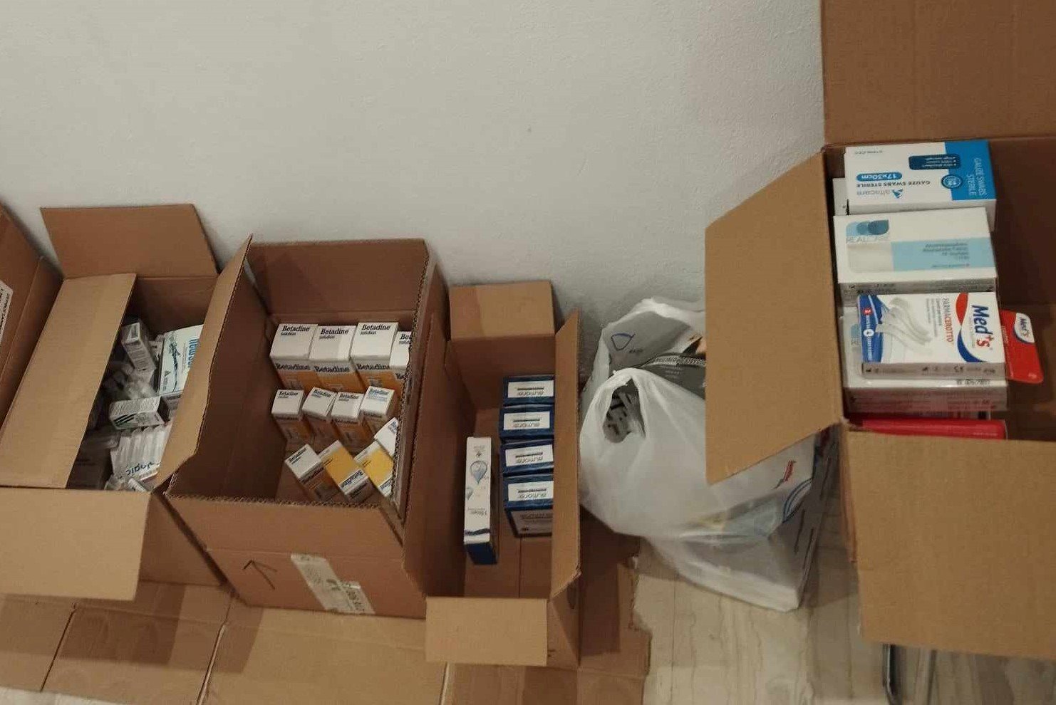 Συνεχίζεται η συλλογή ειδών πρώτης ανάγκης για τους πυρόπληκτους