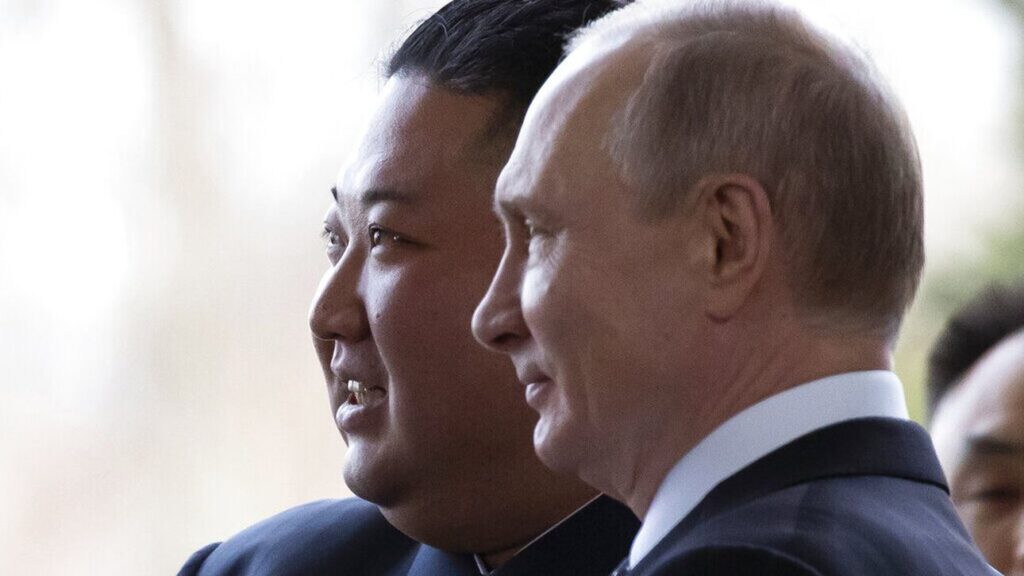 Για μακρά συνεργασία δεσμεύτηκαν Πούτιν και Κιμ Γιόνγκ Ουν