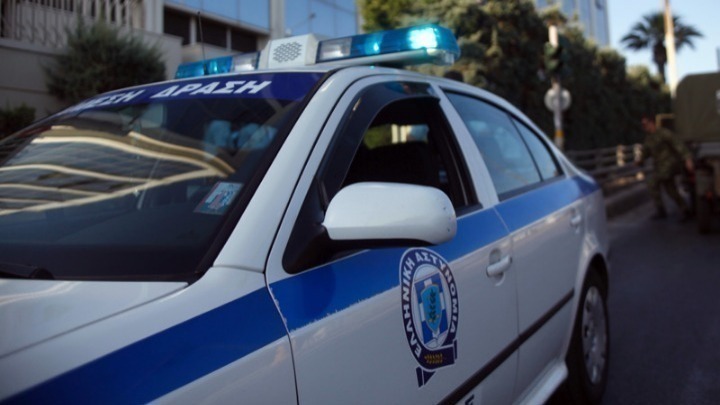 Σοκ στο Περιστέρι: «Ελάτε, σκότωσα τον πατέρα μου» – Τα πρώτα λόγια του πατροκτόνου μετά τη δολοφονία