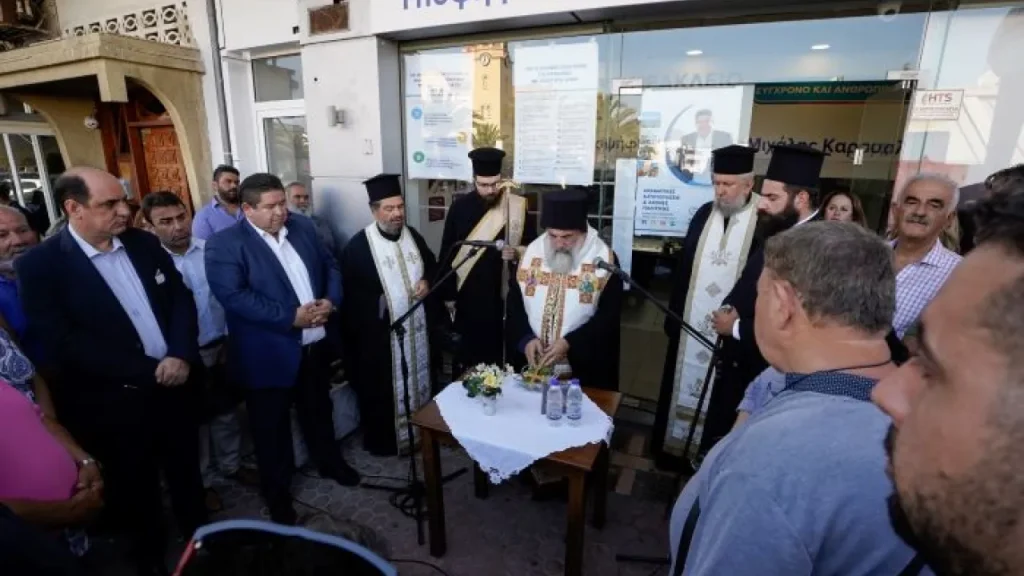 Εγκαινιάστηκε το εκλογικό κέντρο του Μ. Καραμαλάκη στη Νέα Αλικαρνασσό