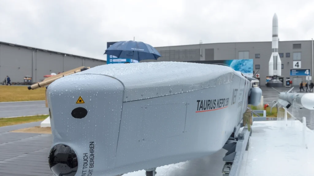 Ουκρανία: Το Κίεβο ζήτησε επιπλέον όπλα, πυρομαχικά και μαχητικά αεροσκάφη για να επιταχύνει την αντεπίθεσή του