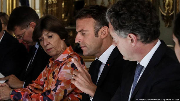 Leasing από 100 ευρώ προτείνει ο Μακρόν