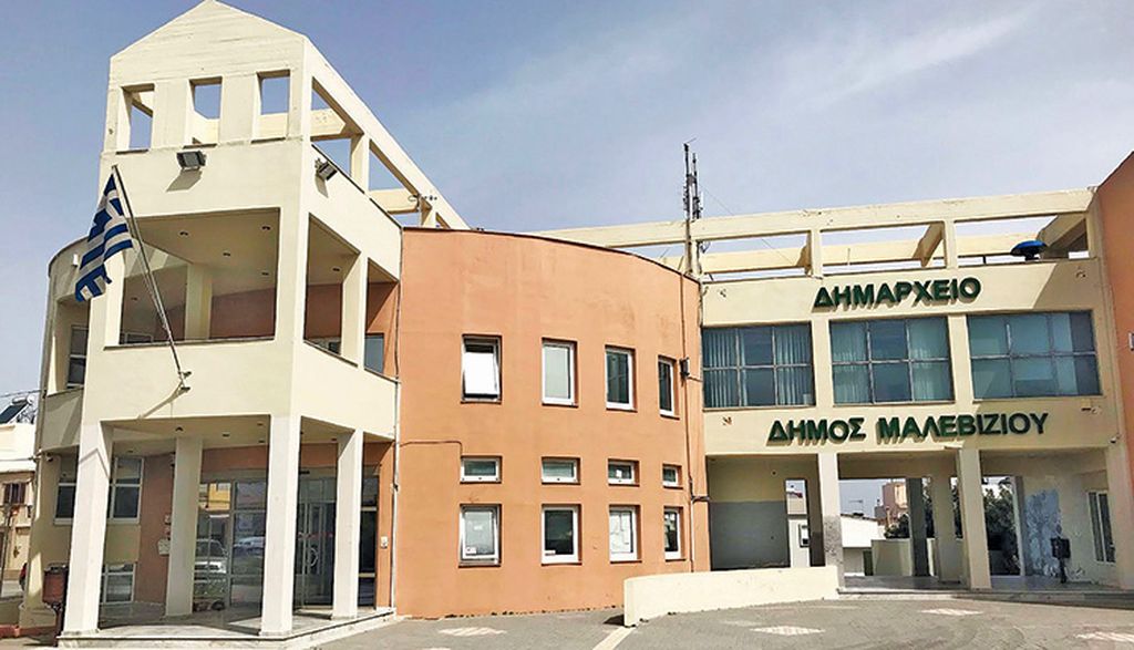 Ο Πιτσικάκης κατηγορεί τη Δημοτική Αρχή Μαλεβιζίου για μετριότητα