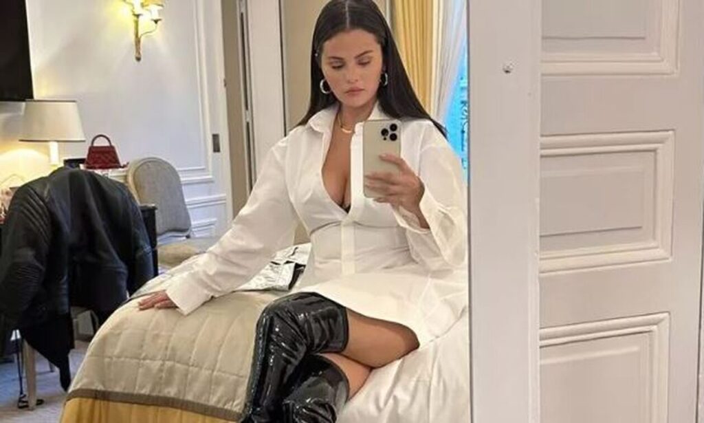 Σελένα Γκόμεζ: Αποκάλυψε οτι είναι single και το έριξε έξω – Η σέξι φωτογραφία που ανέβασε