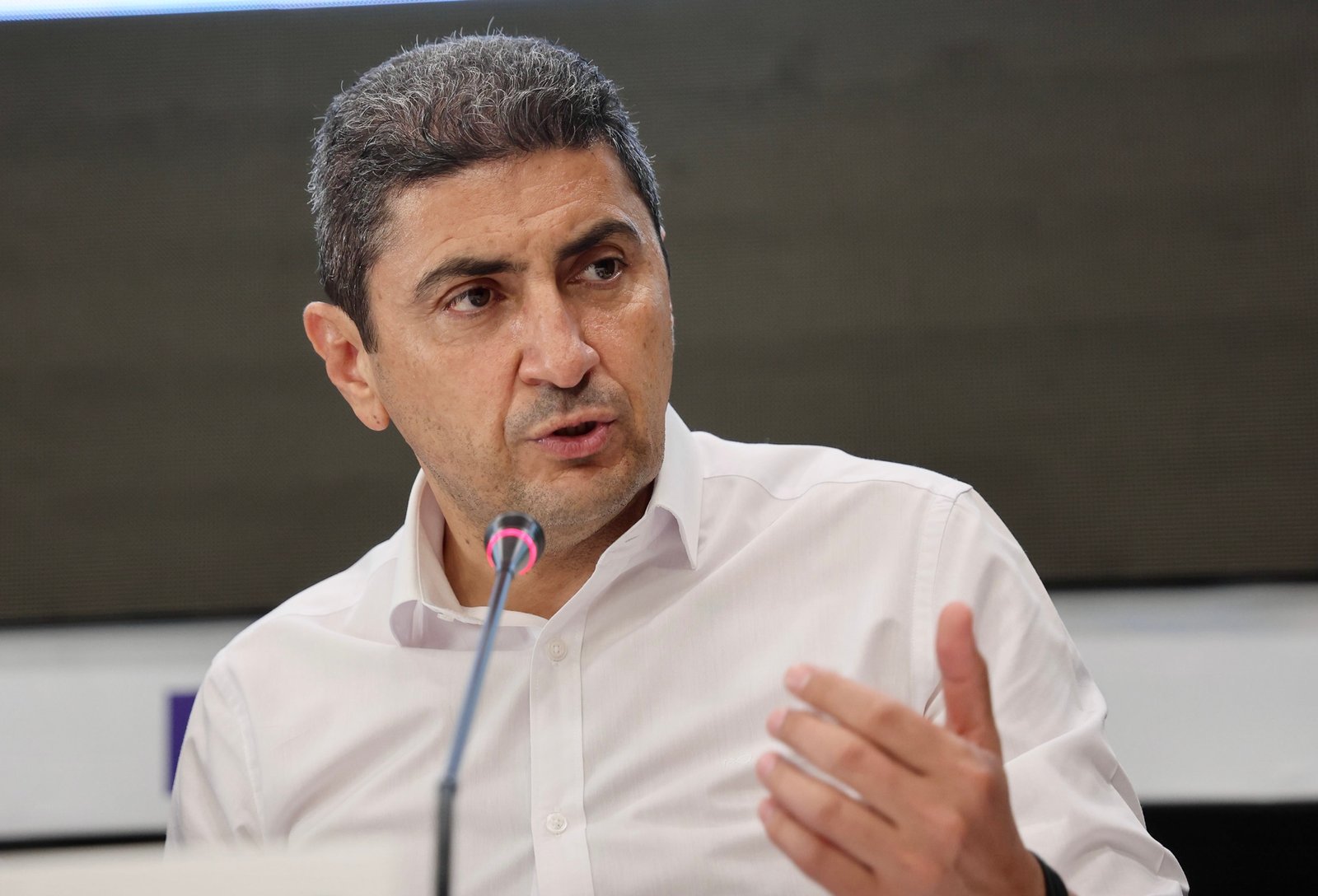 Ζήτησε την παραίτηση της διοίκησης του ΟΠΕΚΕΠΕ ο Αυγενάκης