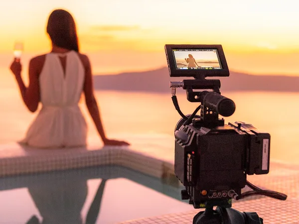 Πώς να γίνεις… επιτυχημένος influencer – Τα ποσά που λαμβάνουν