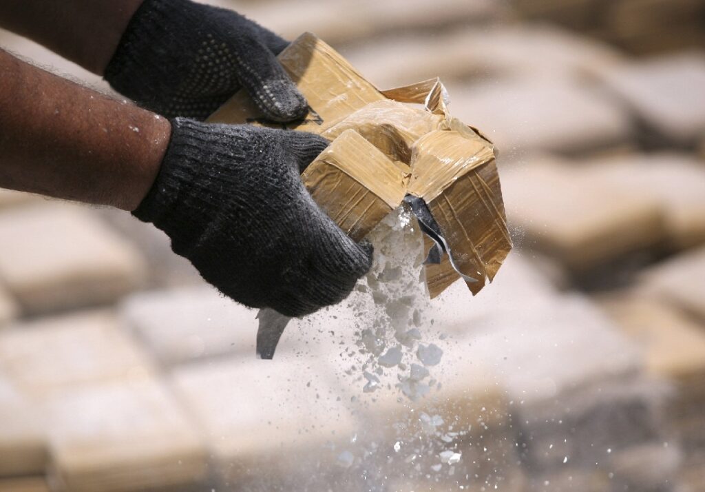 Ξανά στο εδώλιο ο “Εσκομπάρ της Κρήτης” και ο γιος του