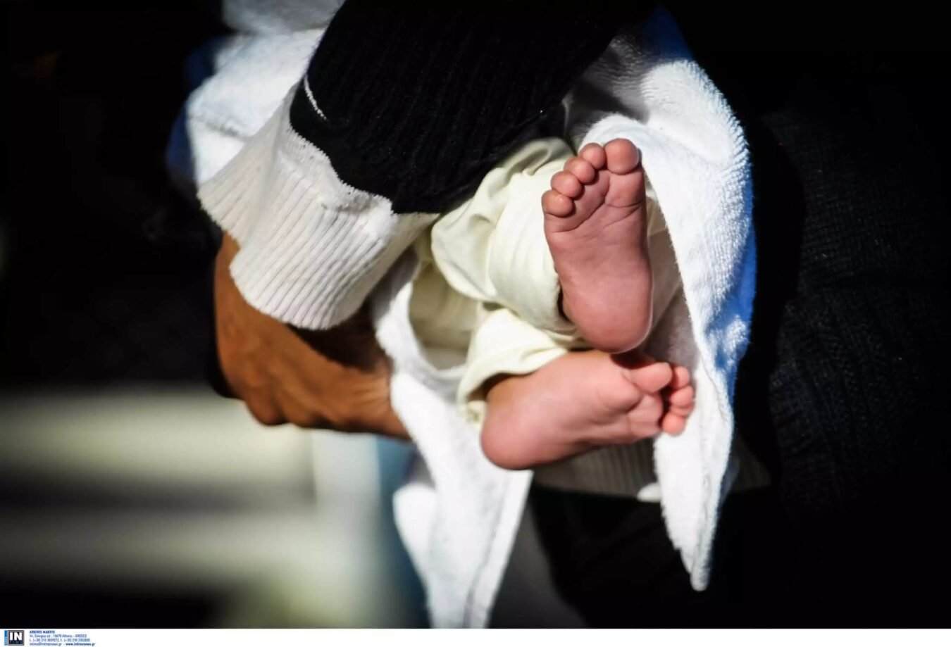 Αθώα η μητέρα που άφησε τα παιδιά στο αυτοκίνητο και πήγε για ψώνια