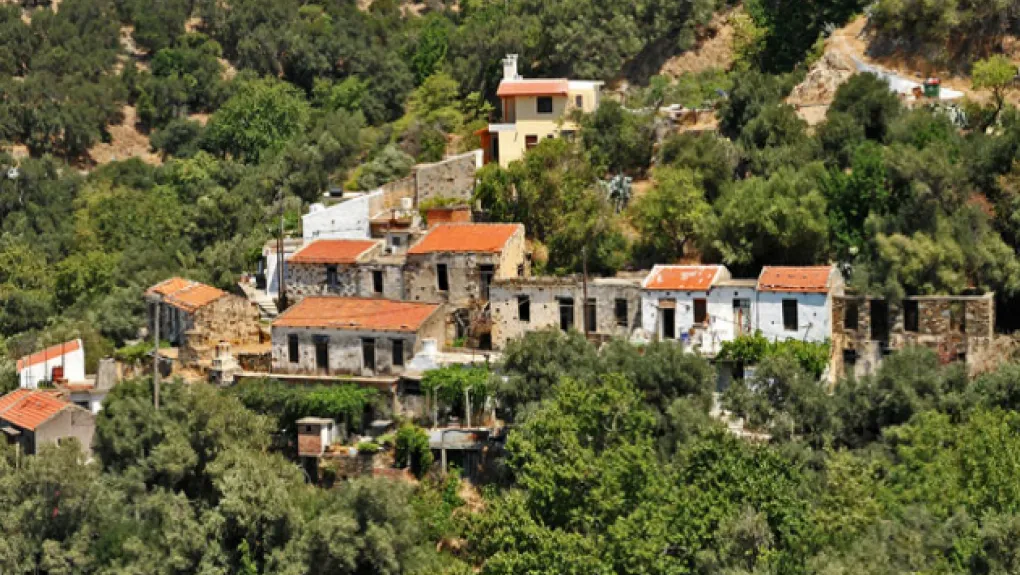 ΥΠΕΝ: Με νέα νομοθετική ρύθμιση θα «ανοίξουν» τα όρια των οικισμών