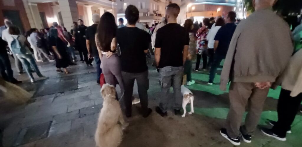 Στηρίζουν και τα … σκυλιά Βενιζέλειο