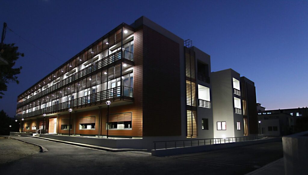 Συνεχίζονται οι κινητοποιήσεις για το Βενιζέλειο – Στα χέρια της κυβέρνησης το μαχαίρι των μεγάλων αλλαγών