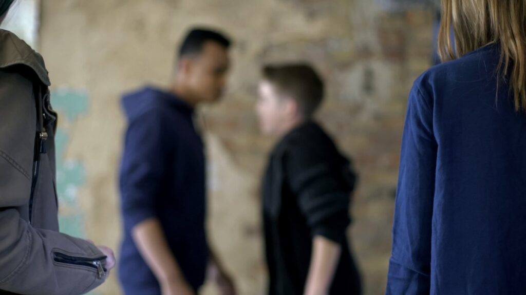 Το Υπουργείο ανακοίνωσε έκτακτα μέτρα κατά της βίας των ανηλίκων