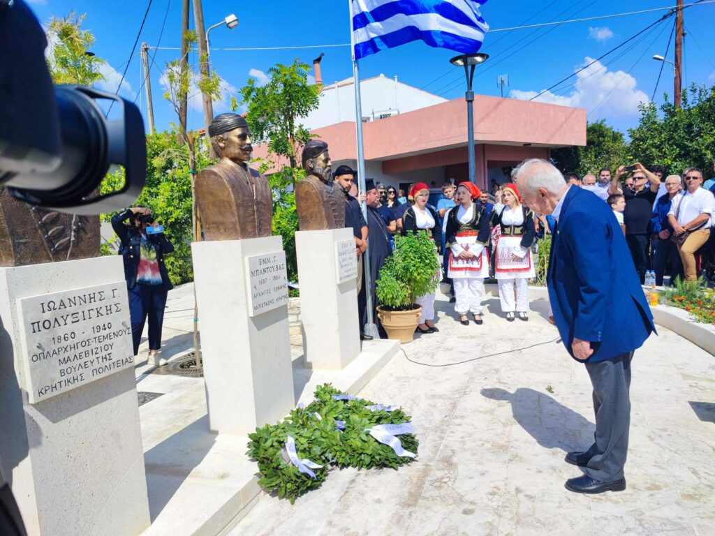 Στις Άνω Ασίτες ο Δήμαρχος Ηρακλείου