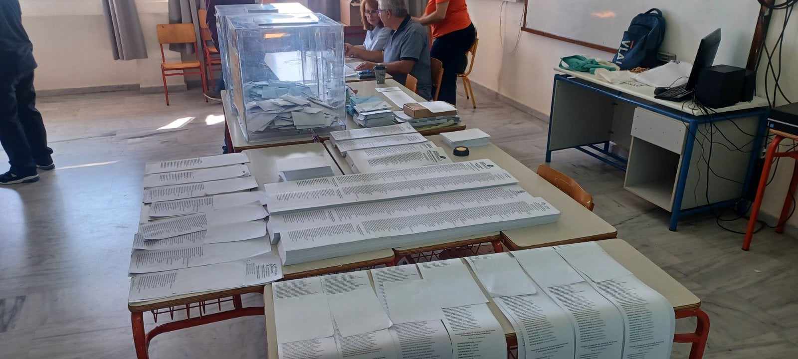 Χωρίς προβλήματα διεξάγονται οι εκλογές!