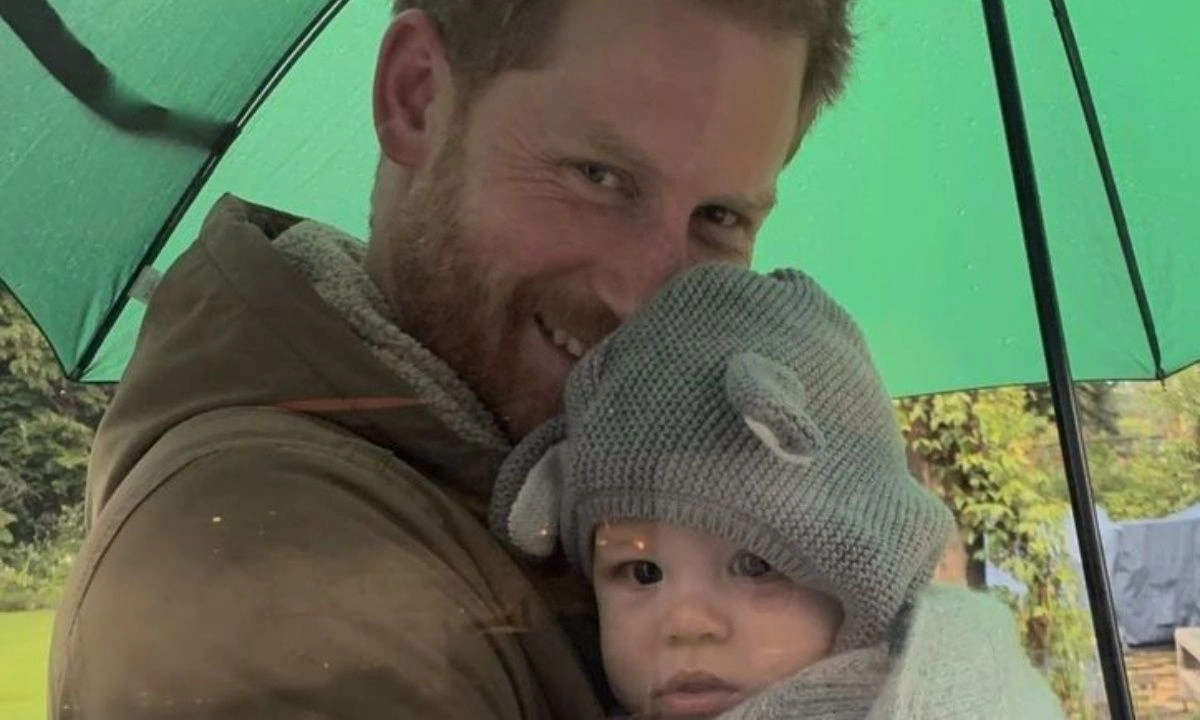 Είχε κάνει ρατσιστικά σχόλια για τον Archie ο πρίγκιπας Κάρολος;