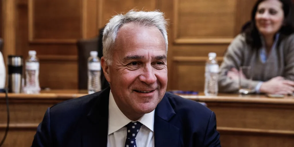 Μ. Βορίδης: Θα παραιτηθώ αν υποχρεωθώ να ψηφίσω γάμο ή τεκνοθεσία ομοφυλόφιλων