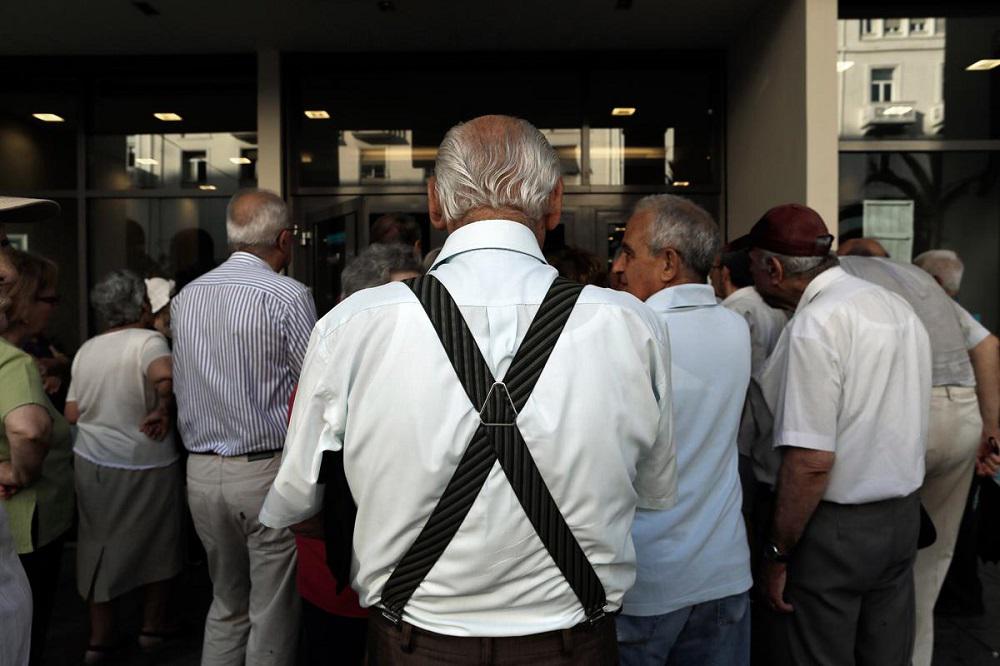 Άμεση σύνταξη από τα 56 – Ποιοι οφελούνται