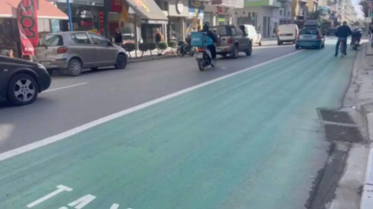 Νέο βίντεο – ντοκουμέντο από την παράσυρση του βρέφους στο Βόλο