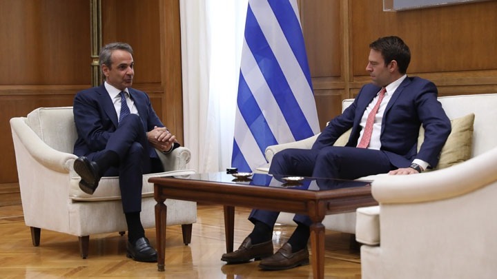 Οι εξελίξεις στη Μ. Ανατολή, η οικονομία και οι μεταρρυθμίσεις στο επίκεντρο της συνάντησης Μητσοτάκη- Κασσελάκη
