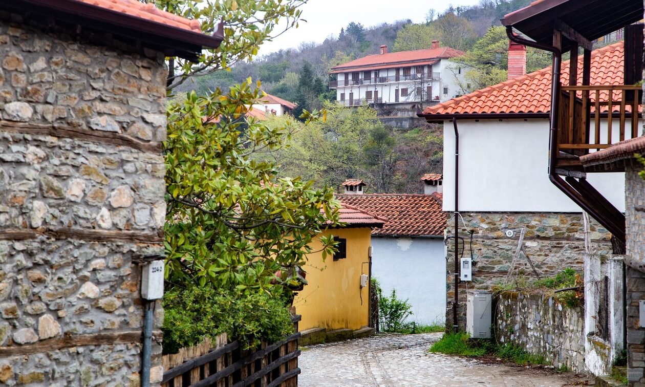 Έρχεται το πρόγραμμα Διακοπές για Όλους : Ενίσχυση από 200 έως 400 ευρώ – Ποια είναι τα κριτήρια