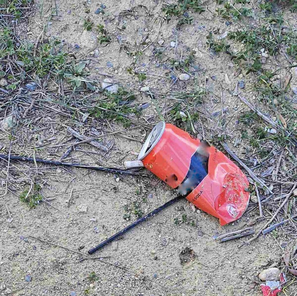 Εργάτες γης: Γέμισε σκουπίδια η ύπαιθρος λόγω έλλειψης συνείδησης (φωτορεπορτάζ)