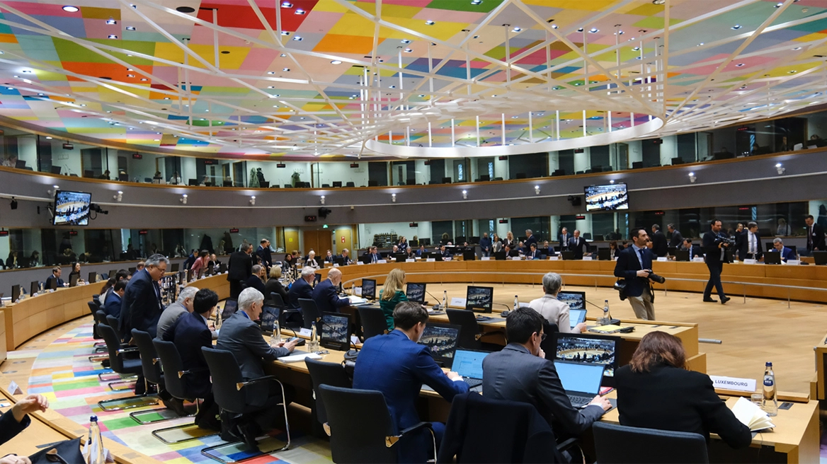 Σημαντική εξέλιξη για τη χώρα: Εκτός ελλείμματος οι αμυντικές δαπάνες