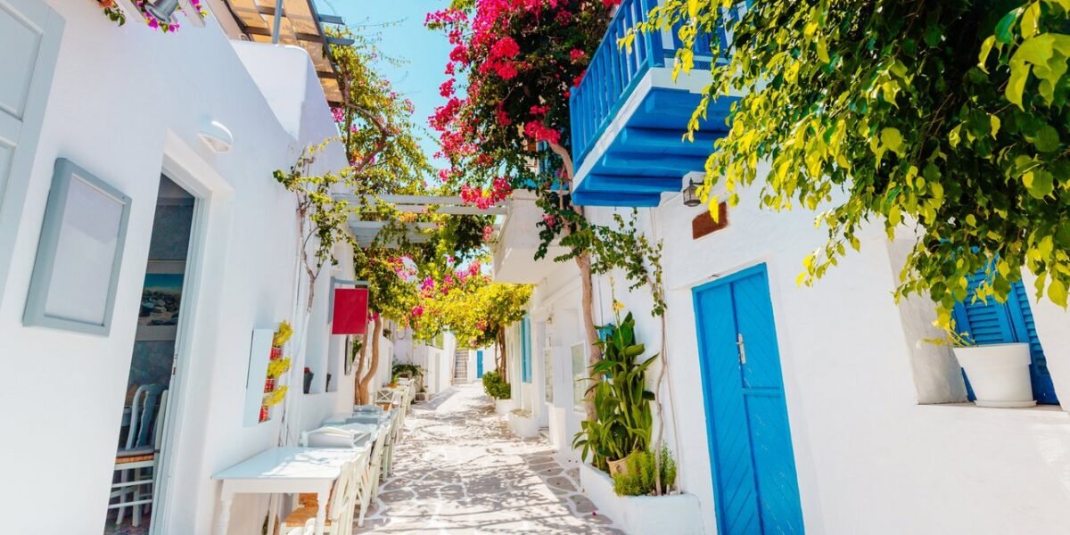 “Μαγνήτης” η Ελλάδα για την αγορά πολυτελών εξοχικών κατοικιών