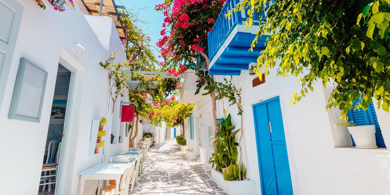 “Μαγνήτης” η Ελλάδα για την αγορά πολυτελών εξοχικών κατοικιών