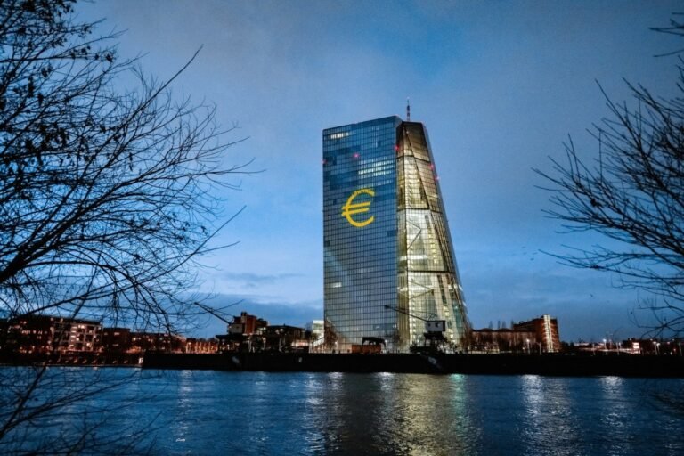 Πότε θα μειώσει τα επιτόκια η Ευρωπαϊκή Κεντρική Τράπεζα
