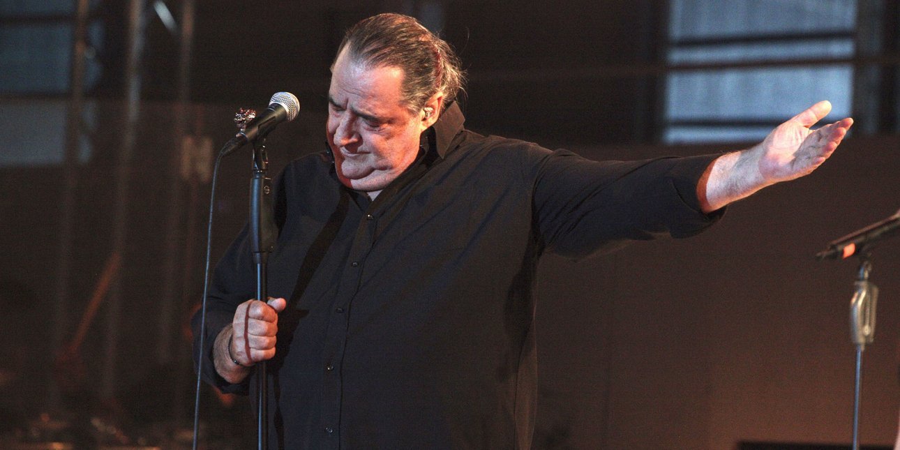 Η επιθυμία της οικογένειας για την κηδεία του Βασίλη Καρρά