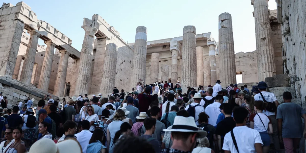 Πόσο κοστίζει μια επίσκεψη στην Ακρόπολη