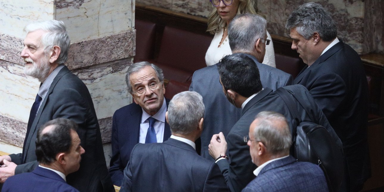 Πέρασε η τροπολογία για τους Μετανάστες – Καταψήφισε ο Σαμαράς