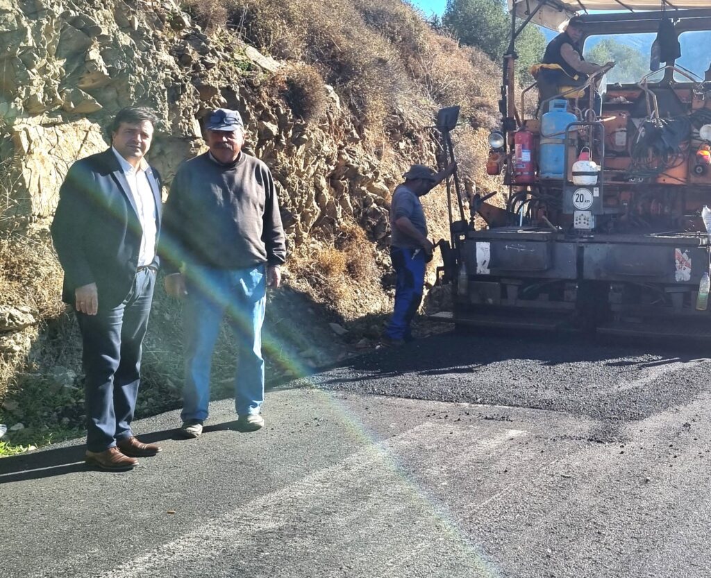 Αυτοψία αντιπεριφερειάρχη στο οδικό έργο στου Γαζέπι το Μύλο