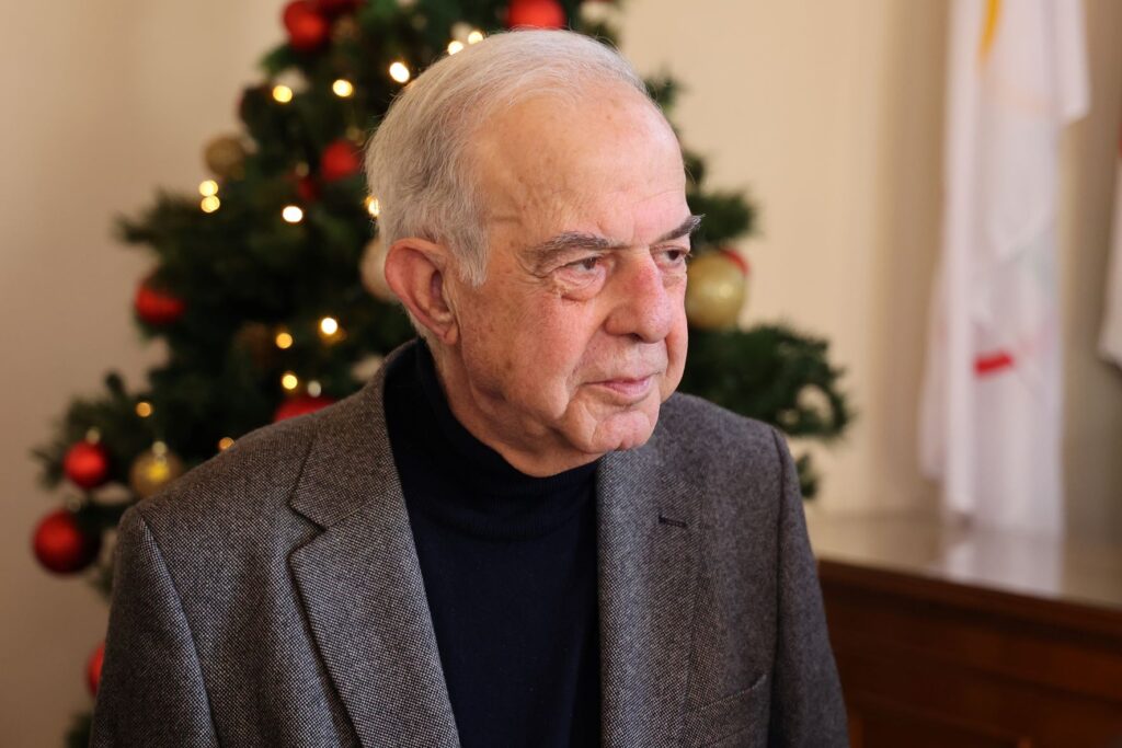 Β. Λαμπρινός: Ας είναι το 2024 έτος προκοπής