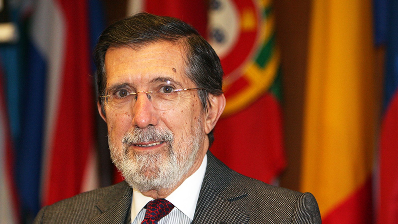 Πέθανε ο Έλληνας διπλωμάτης Χρήστος Ζαχαράκις