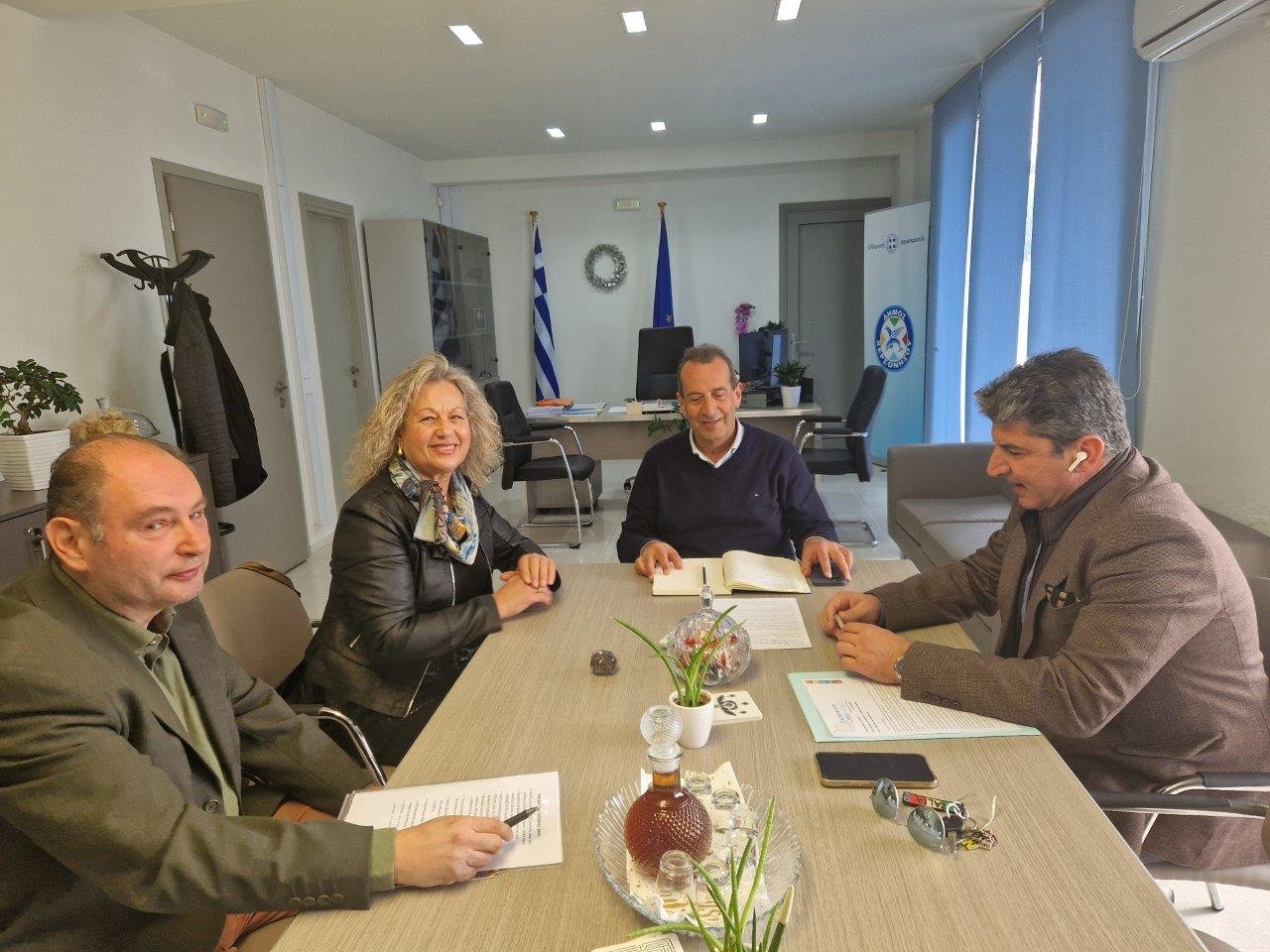 Με το Δήμαρχο Χερσονήσου συναντήθηκε το Διοικητικό Συμβούλιο της Ένωσης Τουριστικών Καταλυμάτων