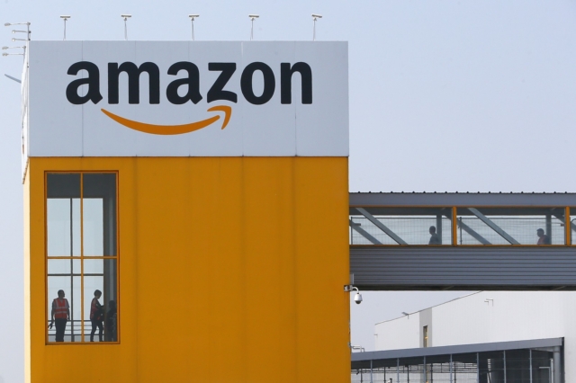 Γαλλία: Πρόστιμο στην Amazon για υπερβολική παρακολούθηση των εργαζομένων της