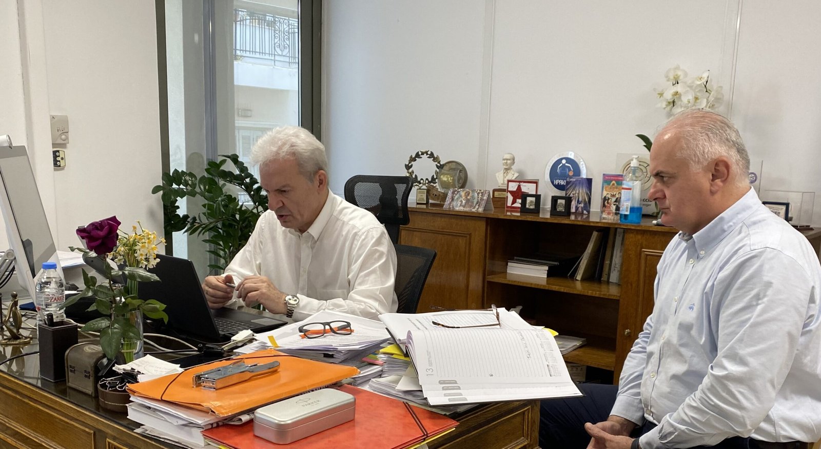 Τηλεδιάσκεψη Καλοκαιρινού με Αυγενάκη και Λιβάνιο για τα αναπτυξιακά θέματα του Δήμου