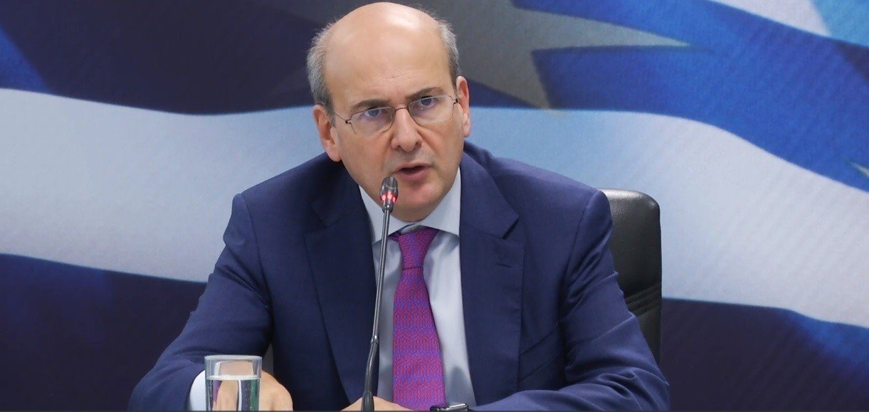 Μεγαλύτερη έκπτωση εφάπαξ εξόφλησης φόρου – Φορολόγηση υψηλών φιλοδωρημάτων στην εστίαση