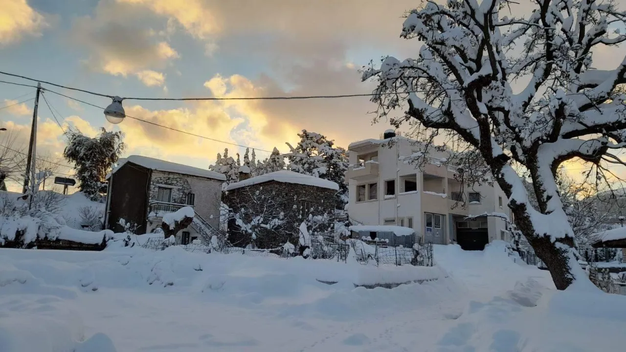 Κρύο και χιόνια στα ορεινά στην Κρήτη