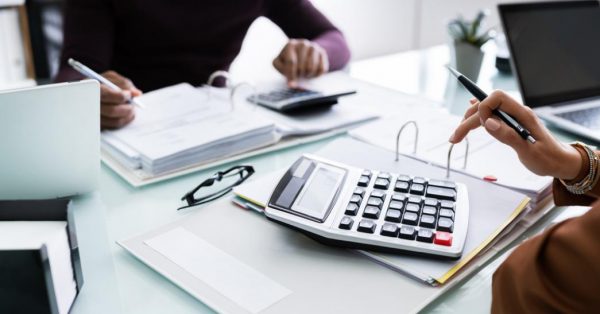 Οι τελευταίες εκκρεμμότητες της εφορίας για τον Φεβρουάριο