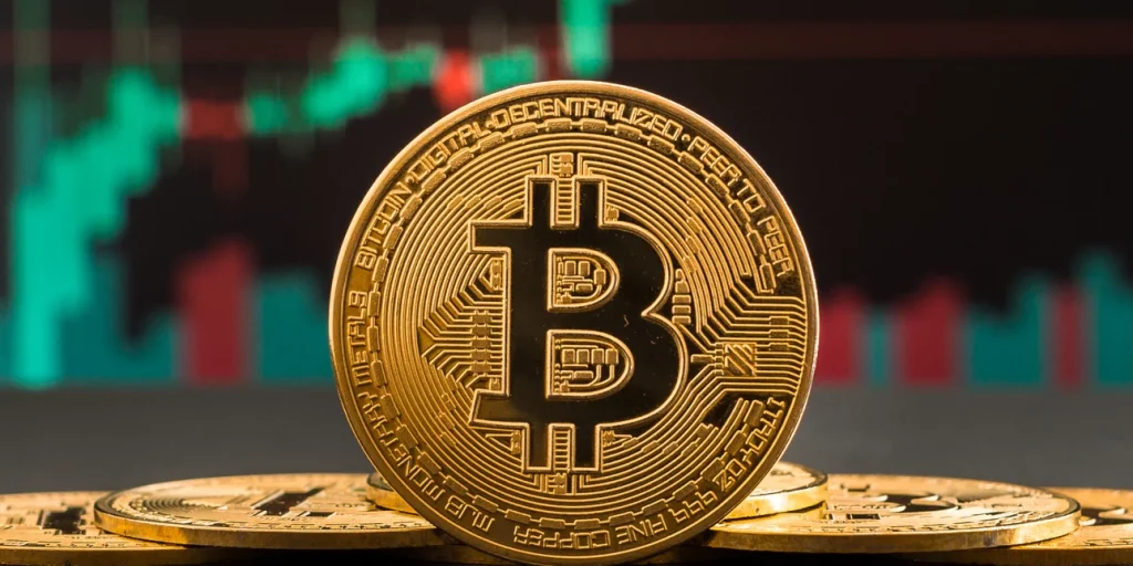 Η τιμή του bitcoin ξεπέρασε για πρώτη φορά τα 123.000 δολάρια