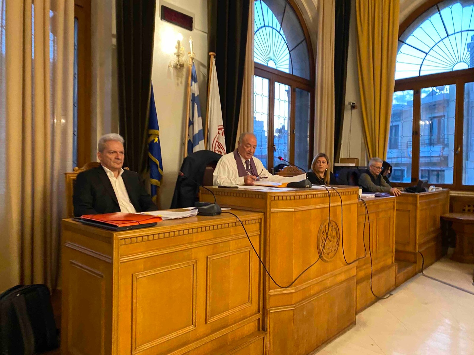 Το Δημοτικό Συμβούλιο στηρίζει το δημόσιο Πανεπιστήμιο