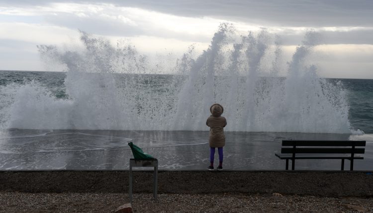 Έρχεται η κακοκαιρία Δωροθέα! Ποιες περιοχές θα επηρεαστούν